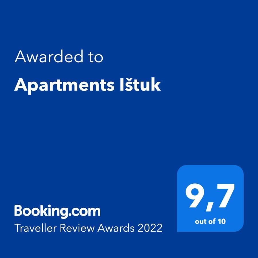 Apartments Istuk Vir Buitenkant foto